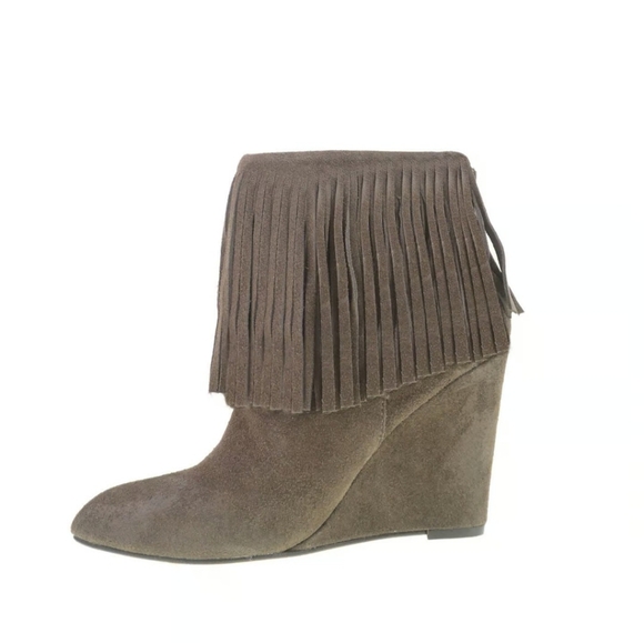 Chinese Laundry Gray Suede Fringe Bootie sz 7 1/2 - Picture 2 of 6